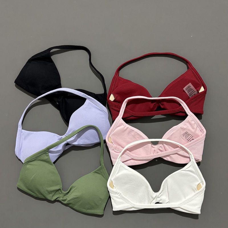 حمالة صدر رياضية لليوجا ملابس  - مراجعة Sports Bra High Impact وسعره